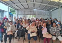 ISSSTE Veracruz entrega credenciales permanentes y pólizas en la UAPE de Boca del Río