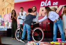 Las niñas y los niños deben ser felices: Rocío Nahle celebra Día de Reyes en Álamo