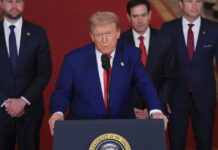 Trump afirma que Irán busca negociar con EE. UU. en medio de represión que deja al menos 544 muertos