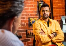 Denuncia penalmente el influencer Rodrigo Crosa al padre de la ex alcaldesa Paty Lobeira, por amenazas