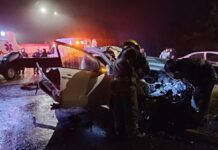 Dos lesionados, el saldo del fuerte accidente que se registró en la madrugada de este domingo en la carretera Xalapa-Coatepec