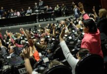 Congreso avala reducción gradual de la jornada laboral a 40 horas