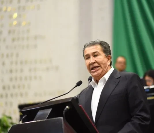 Anticipa el diputado Héctor Yunes su separación del Congreso local; mañana informará los motivos