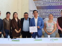 Exhorta presidente de Banderilla incorporar la tecnología, sin miedos ni temores