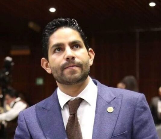 Javier Herrera Borunda pide investigar derrame de hidrocarburos en el sur de Veracruz