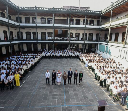 Jóvenes, clave para la construcción de paz y el futuro educativo: SEV