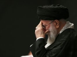 Muerte de Ali Jamenei abre proceso de sucesión en Irán en medio de bombardeos