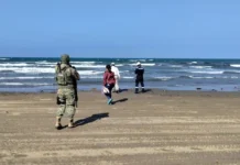 Iniciaron apenas ayer trabajos de limpieza de chapapote en playas del sur de Veracruz