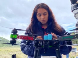 Estudiante veracruzana crea dron que limpia residuos en cuerpos de agua