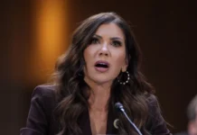 Destituye Trump a la secretaria de Seguridad Nacional, Kristi Noem; la sustituirá el senador Markwayne Mullin