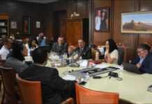 #LuzYSombra Se reúne el Subsecretario de Gobierno, Pozos Castro, con la Consejera Jurídica de la Presidencia