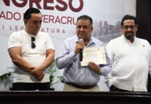 Anuncia, alcalde de Banderilla, impulso de la expresión oral en centros educativos del municipio