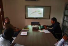 Capacita SICT Veracruz a autoridades de Soteapan para garantizar uso eficiente de recursos en camino artesanal