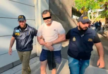 Detienen en Argentina al contralmirante Fernando Farías, ligado a red de huachicol