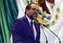 Vinculan a proceso por peculado a ex gobernador priista de Colima
