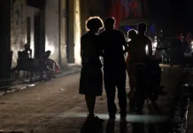 Crisis energética genera apagones en más de la mitad de Cuba