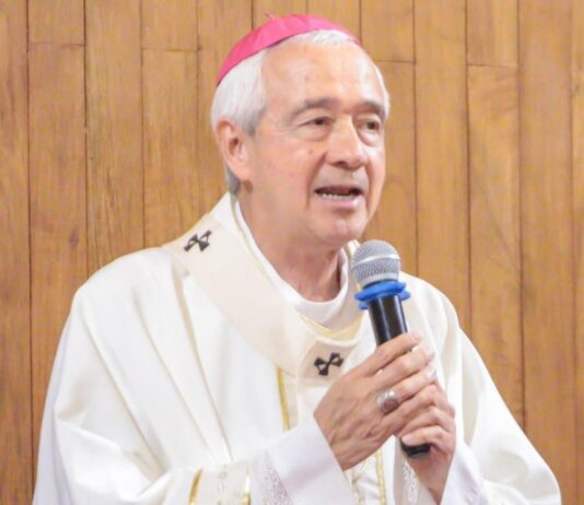 “Comunicar es mucho más que transmitir información: es servir a la verdad», dice Arzobispo Jorge Carlos