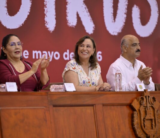 Reconoce Gobernadora al magisterio con aumento salarial y homenaje a su vocación