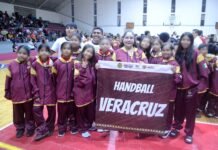 Abandera SEV a delegación veracruzana que participará en competencias escolares