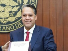 Se entrega también en EU Enrique Díaz Vega, ex Secretario de Finanzas de Sinaloa