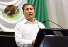 Tras 45 años de militancia, el diputado Héctor Yunes Landa renuncia al PRI