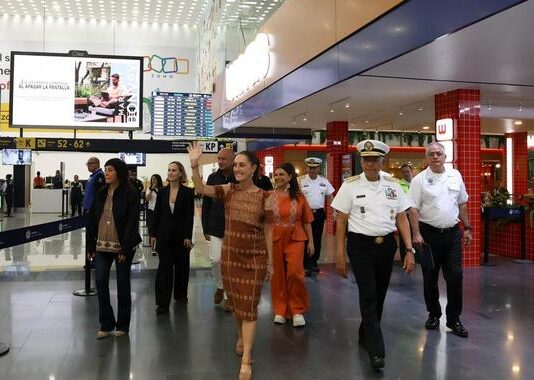“Es un compromiso cumplido”: Presidenta encabeza entrega de la 1ª fase de remodelación del Aeropuerto Internacional “Benito Juárez” CDMX