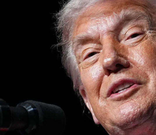 Cuando los portaviones regresen de Irán “tomaremos el control de Cuba casi de inmediato”: Trump en Miami