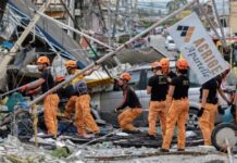 Terremoto de magnitud 7.8 deja al menos 32 muertos y más de 200 heridos en Filipinas