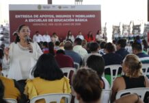 Beneficia SEV a 46 planteles de educación básica con mobiliario e insumos