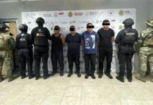 Capturan a presunto implicado en el secuestro de Roxana Guzmán; detienen a un comandante y tres policías en operativo simultáneo