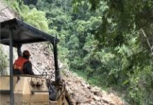 SICT mantiene la conectividad en comunidades veracruzanas mediante atención permanente en caminos en reconstrucción