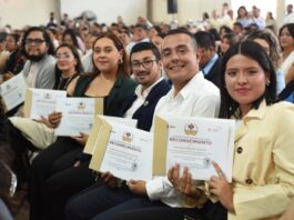 Entregó SEV 116 reconocimientos a egresadas y egresados de maestría de la UPV