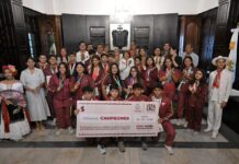Reitera Rosa María su compromiso con el deporte al reconocer a medallistas veracruzanos