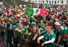Con juego histórico de la Selección, miles de veracruzanos vibraron durante transmisión desde la Macroplaza