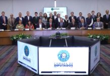El gobierno de México invertirá más de 600 mil mdp en obras carreteras, educativas y deportivas, en la presente administración