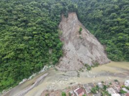 Atiende Centro SICT Veracruz derrumbes en Ilamatlán por lluvias recientes