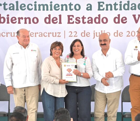 Fortalece Ayuntamiento de Veracruz los servicios municipales con pipa donada por PEMEX