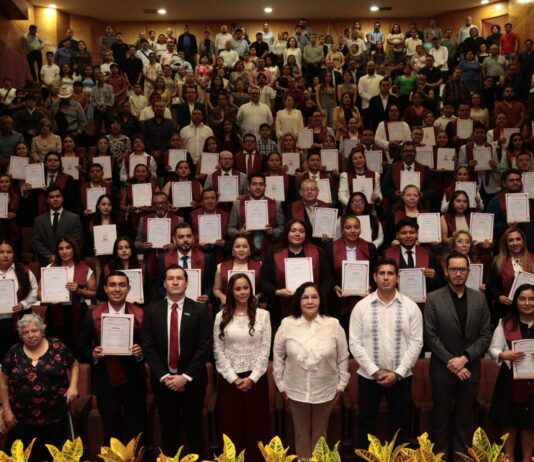 Instituto Consorcio Clavijero formaliza el grado académico de 106 egresados