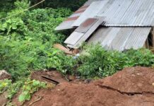 Reportan una joven fallecida y dos casas sepultadas por lluvias y derrumbes en la sierra de Zongolica