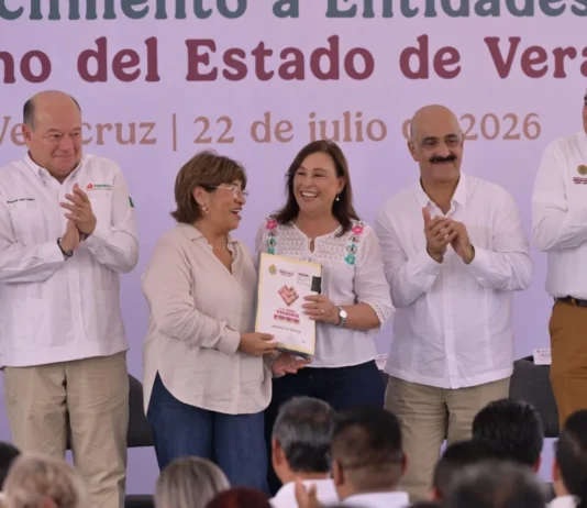 Entrega Pemex a gobierno de Nahle combustible, maquinaria y vehículos; apoyos suman 149.5 mdp