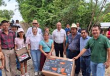 Entrega Pepe Arenas obras y apoyos a la comunidad de Manuel Ávila Camacho
