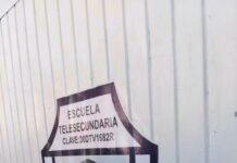 Señalan a director de telesecundaria por negar acceso a alumnos que no cubrieron aportación voluntaria