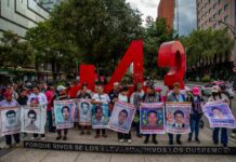 Dan giro al caso Ayotzinapa 20 bolsas con restos y un crematorio clandestino
