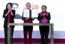 Firma Sheinbaum decreto que obliga a ‘total transparencia’ del gobierno federal