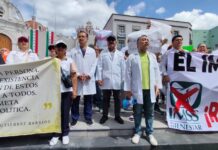“No queremos sus disculpas, queremos su renuncia”: personal del CAE exige salida de Ramos Alor