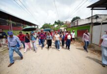 En territorio, autoridades municipales atendieron solicitudes vecinales en la colonia UNE-PRI