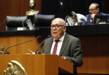Espejo del Poder Plantean reforma para eliminar multas por cancelar planes de telefonía móvil