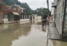 Lluvias inundan colonias de Álamo; despliegan operativo de emergencia y suspenden Festival de la Huasteca