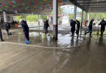 Marina realiza labores de limpieza en viviendas y planteles educativos afectados por las lluvias en Álamo
