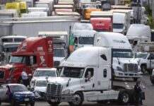 Desactivan transportistas bloqueos carreteros tras acuerdos con Secretaría de Gobernación